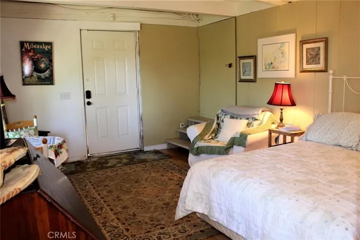 25183 Forest Lake Drive, Crestline, California 92325