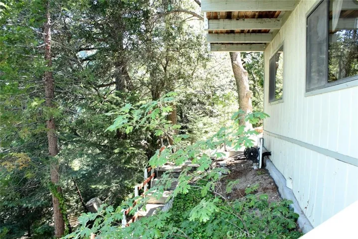 25183 Forest Lake Drive, Crestline, California 92325