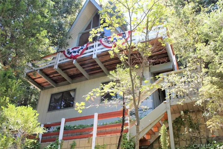 25183 Forest Lake Drive, Crestline, California 92325