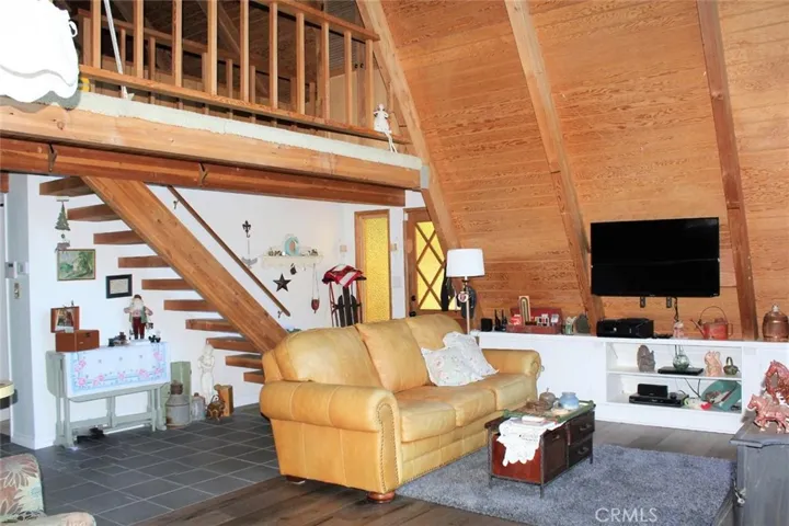 25183 Forest Lake Drive, Crestline, California 92325