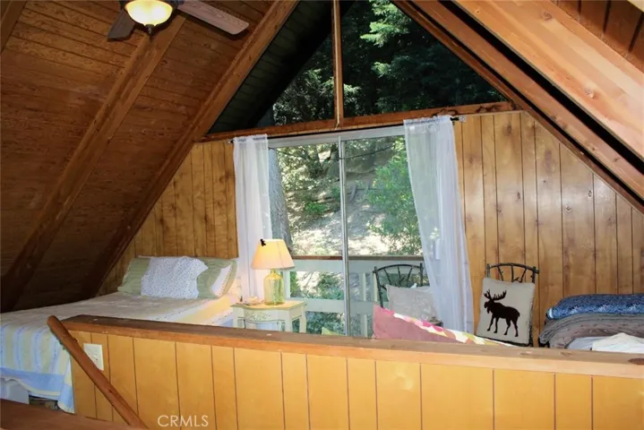 25183 Forest Lake Drive, Crestline, California 92325