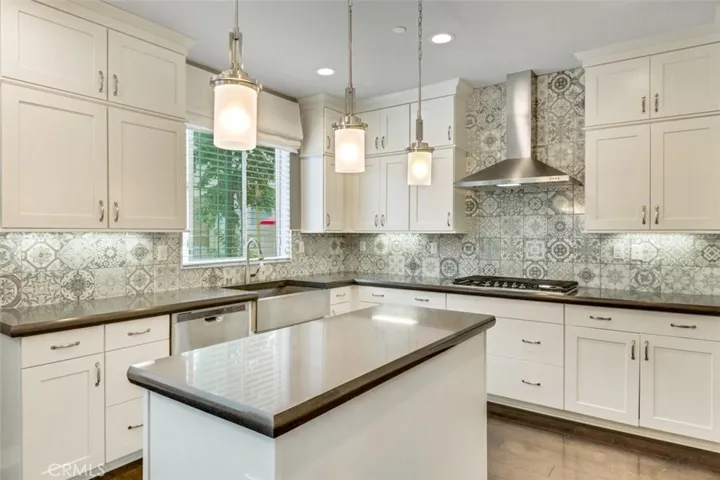 3830 Summer Holly Way, Yorba Linda, California 92886