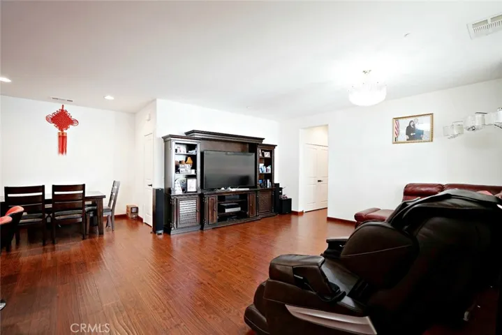 950 N Chaparral Lane D, Azusa, California 91702