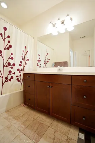 950 N Chaparral Lane D, Azusa, California 91702