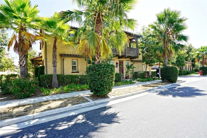 950 N Chaparral Lane D, Azusa, California 91702
