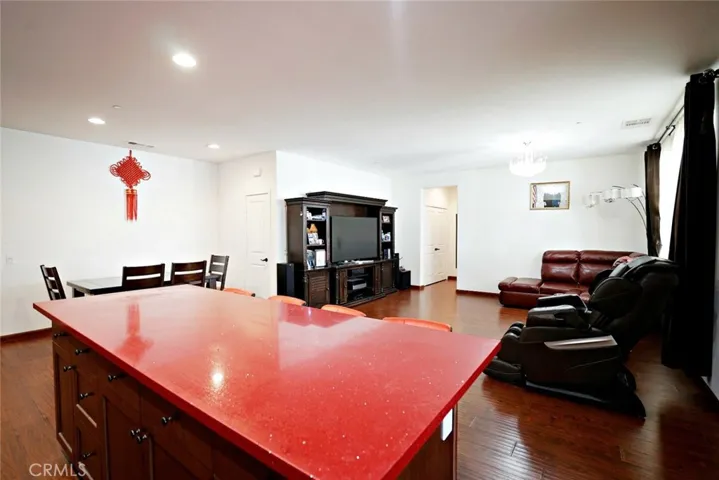950 N Chaparral Lane D, Azusa, California 91702