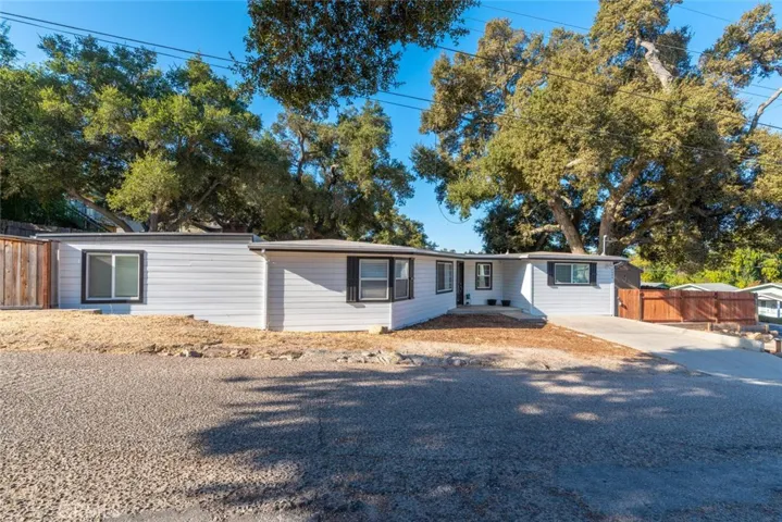 4000 Tranquilla Avenue, Atascadero, California 93422
