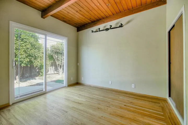 1133 Crowley Avenue, Santa Clara, California 95051