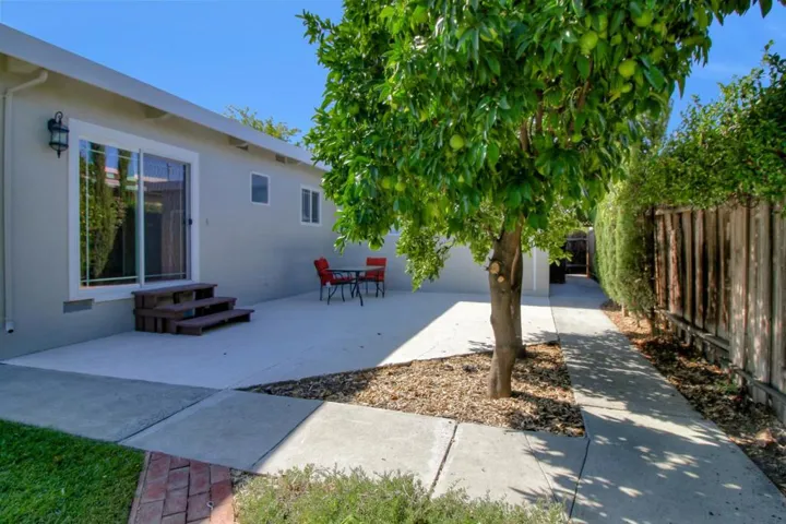 1133 Crowley Avenue, Santa Clara, California 95051