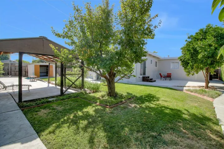 1133 Crowley Avenue, Santa Clara, California 95051