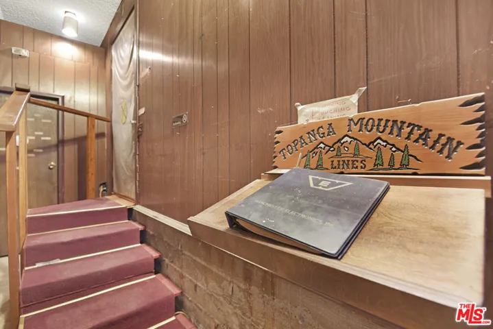145 Old Church Road, Topanga, California 90290