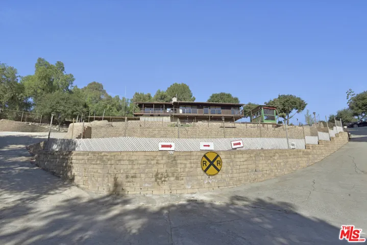 Huge circular driveway