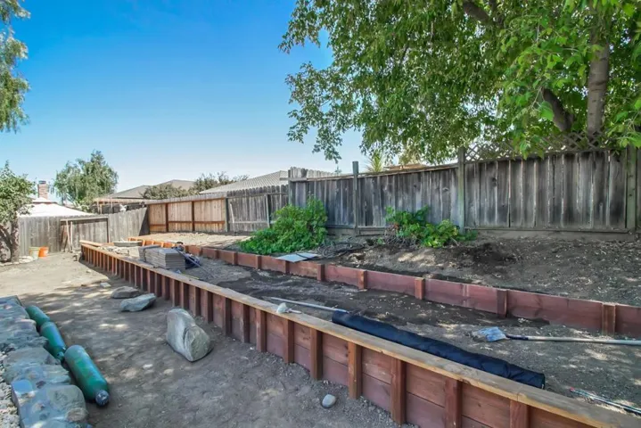1031 Clearview Drive, Hollister, California 95023