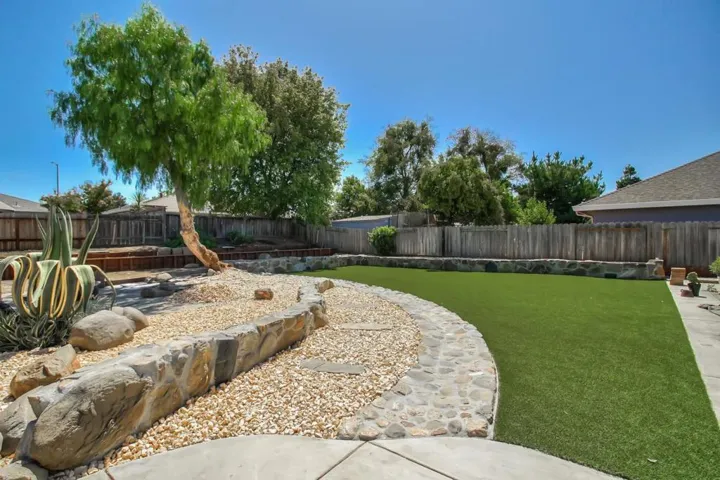 1031 Clearview Drive, Hollister, California 95023