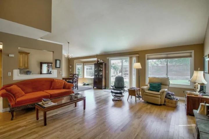 1031 Clearview Drive, Hollister, California 95023