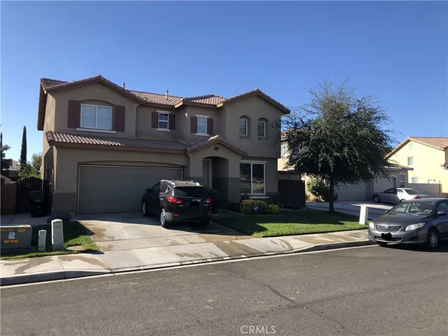 13735 Ochre Lane, Victorville, California 92394