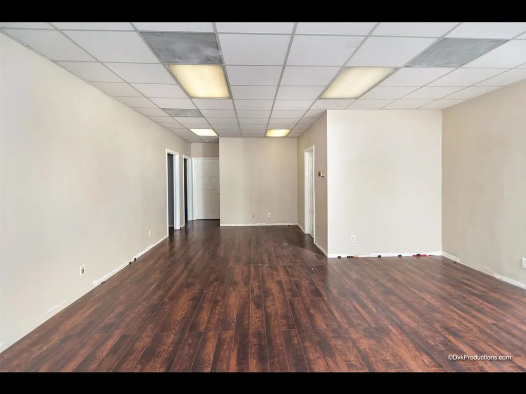 gallery-image 3