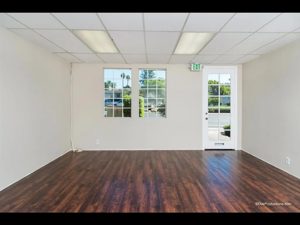 gallery-image 2