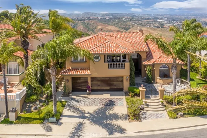 9 Sierra Vista, Laguna Niguel, California 92677