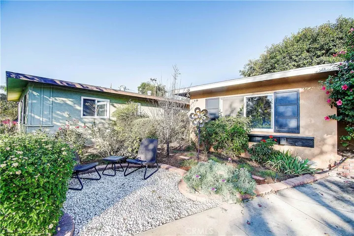 907 Dianne Street, Santa Ana, California 92701