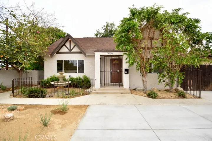 19700 Stagg Street, Canoga Park, California 91306