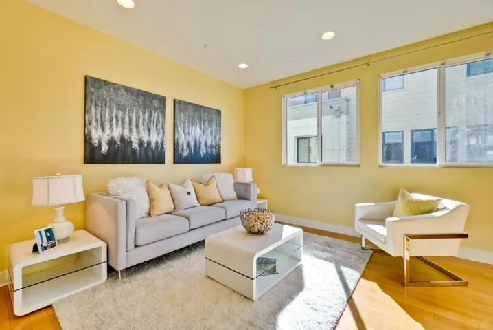 3727 Egret Lane, Palo Alto, California 94303