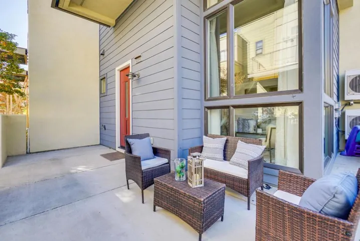 3727 Egret Lane, Palo Alto, California 94303
