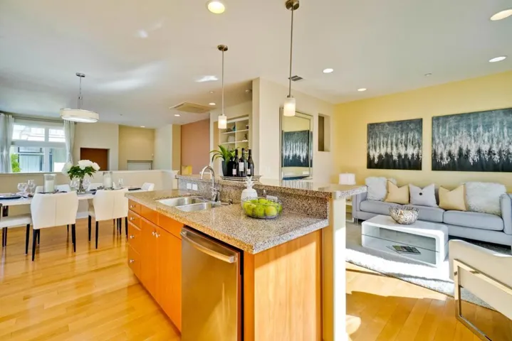 3727 Egret Lane, Palo Alto, California 94303