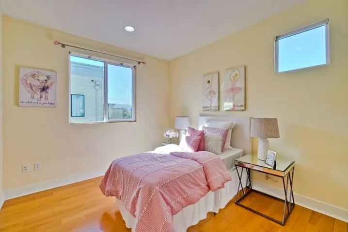 3727 Egret Lane, Palo Alto, California 94303