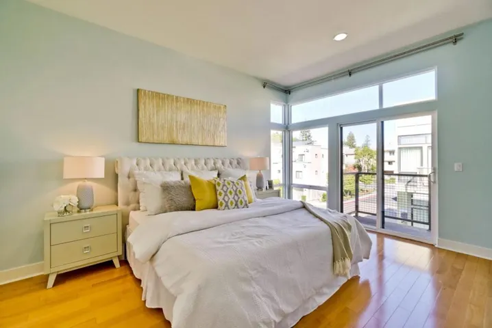 3727 Egret Lane, Palo Alto, California 94303
