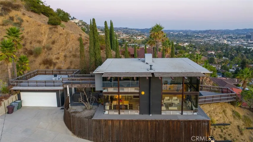 1758 Rohr Street, Glendale, California 91202