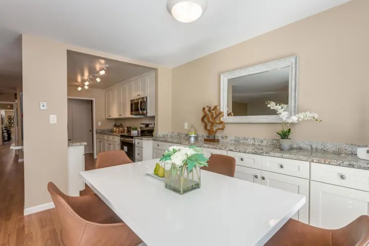 1456 San Carlos Avenue 101, San Carlos, California 94070