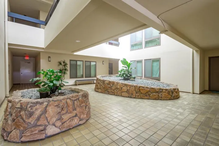 1456 San Carlos Avenue 101, San Carlos, California 94070