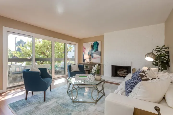 1456 San Carlos Avenue 101, San Carlos, California 94070