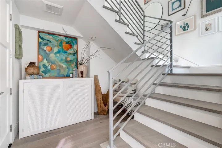 427 1/2 Marigold Avenue, Corona Del Mar, California 92625