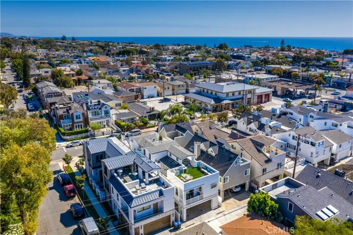 427 1/2 Marigold Avenue, Corona Del Mar, California 92625