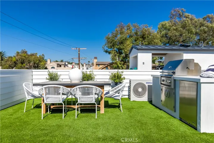 427 1/2 Marigold Avenue, Corona Del Mar, California 92625