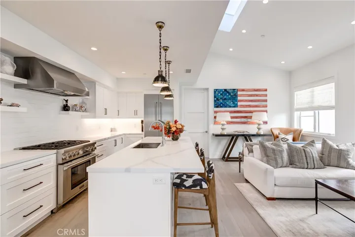 427 1/2 Marigold Avenue, Corona Del Mar, California 92625