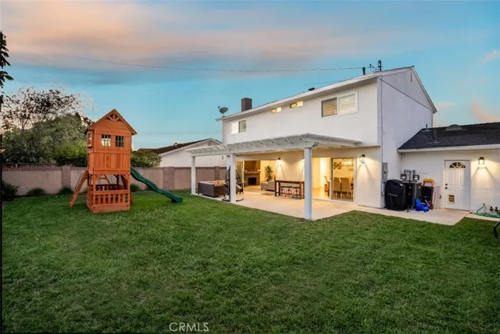 2017 N Capella Court, Costa Mesa, California 92626