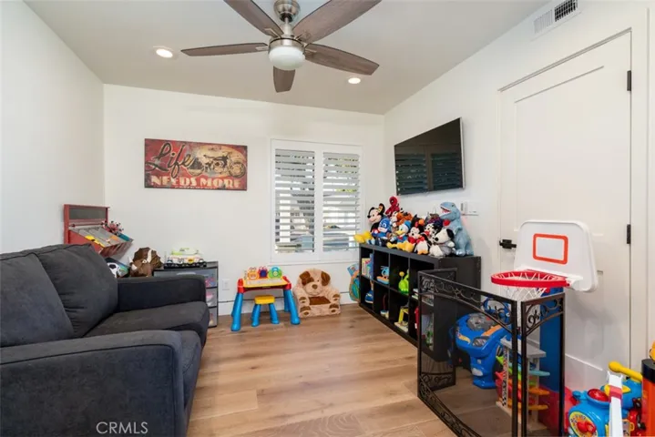 2017 N Capella Court, Costa Mesa, California 92626