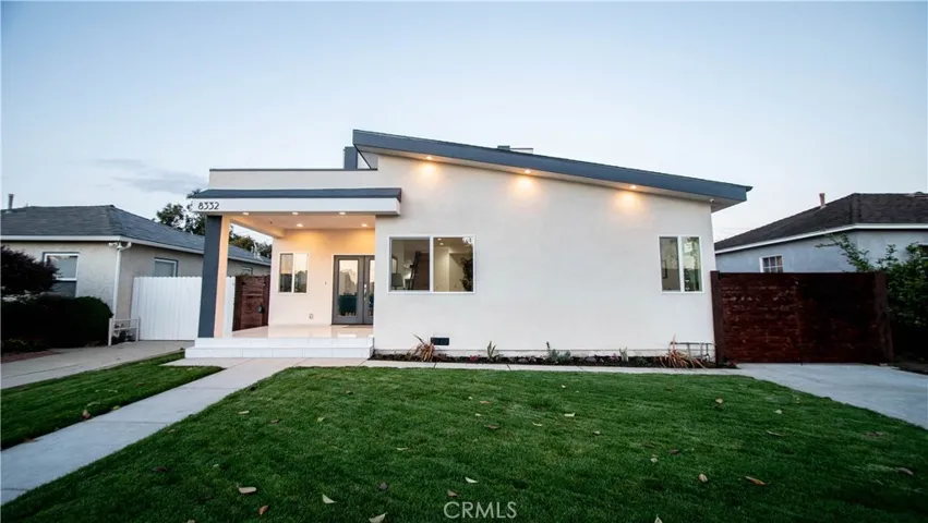 8332 Reading Avenue, Westchester, California 90045