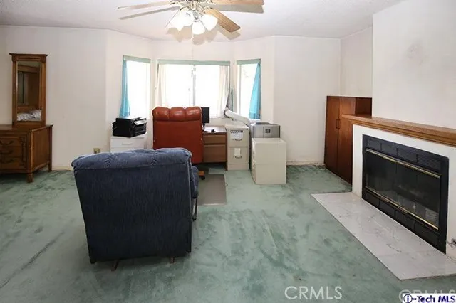 515 E Mountain Street, Glendale, California 91207