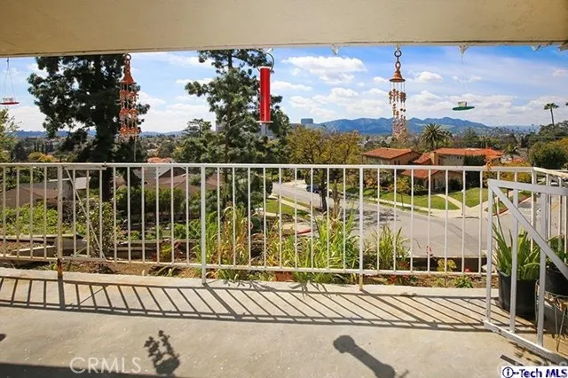 515 E Mountain Street, Glendale, California 91207