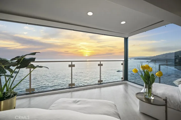 31561 Table Rock Drive 207, Laguna Beach, California 92651