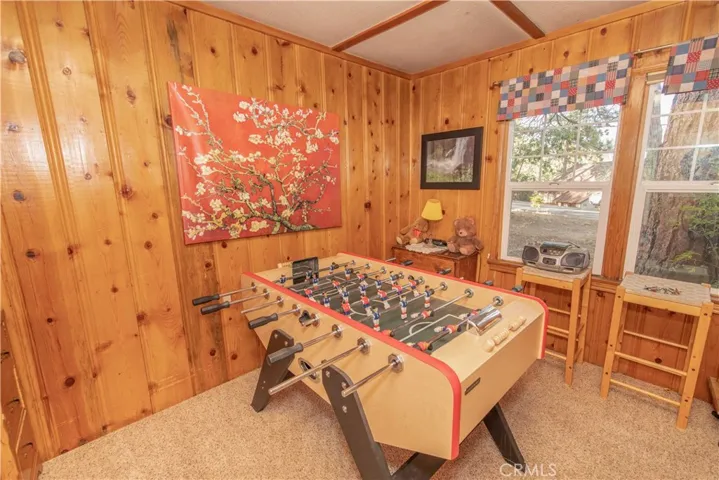 453 Vista Lane, Big Bear, California 92315