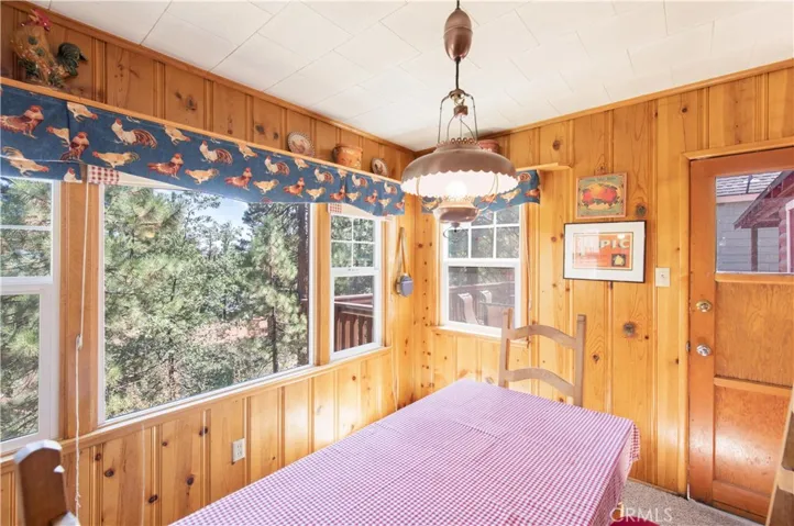 453 Vista Lane, Big Bear, California 92315