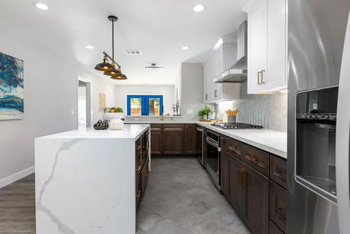580 Park Court, Santa Clara, California 95050