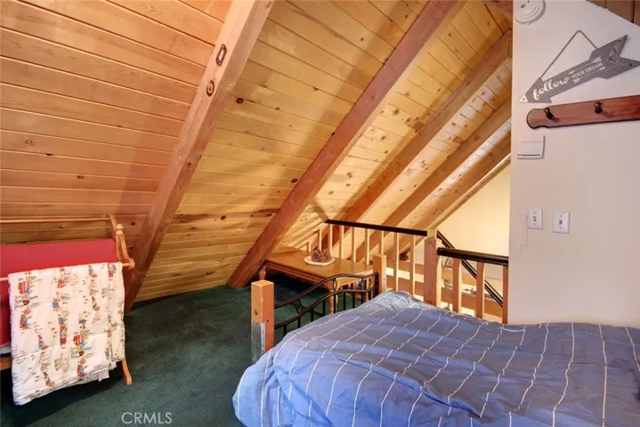 662 Maple Lane, Sugarloaf, California 92386