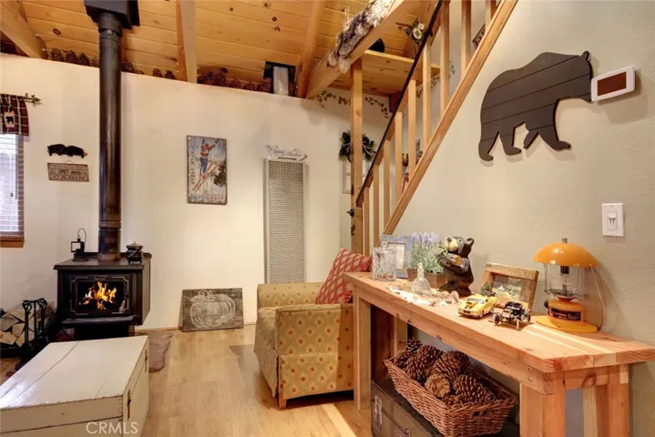 662 Maple Lane, Sugarloaf, California 92386