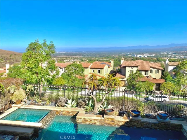 19 Momento, Irvine, California 92603